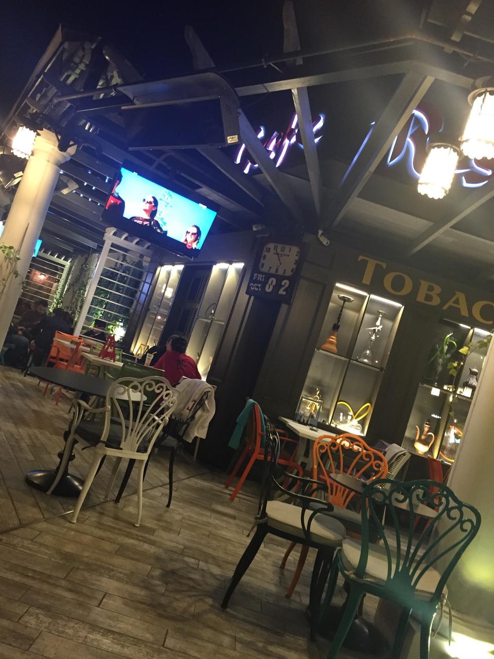 2Hece Cafe / Restaurant