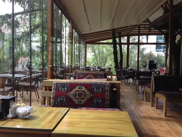 Baba & Oğul Nargile Cafe