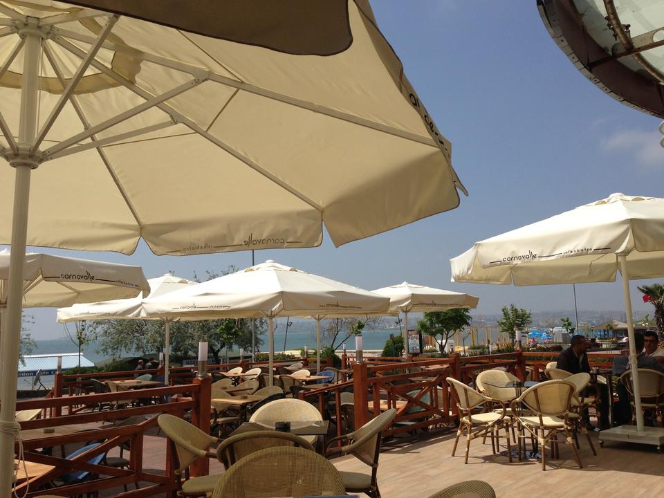 Cafe Carnavalle