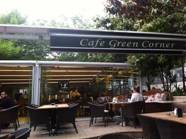 Green Corner