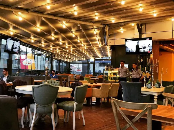 Maccoy Cafe & Restuarant Nargile