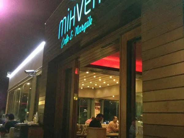 Mihver Cafe & Nargile