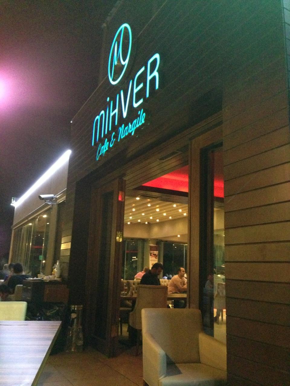 Mihver Cafe & Nargile