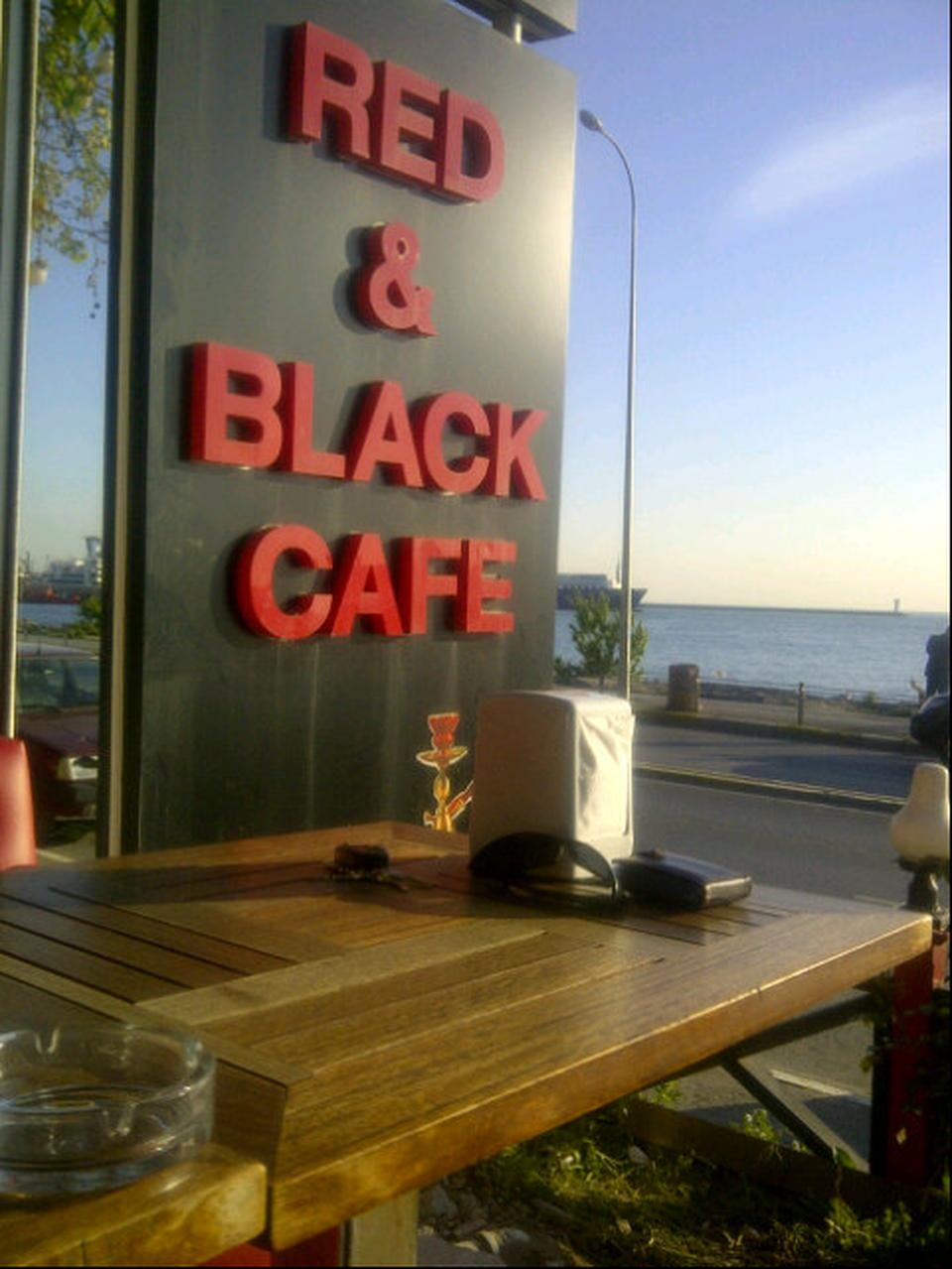 Red & Black Nargile Cafe