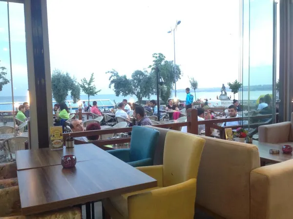 Serenity Bistro
