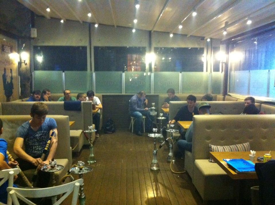 Shine Cafe & Lounge