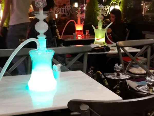 Shine Cafe & Lounge