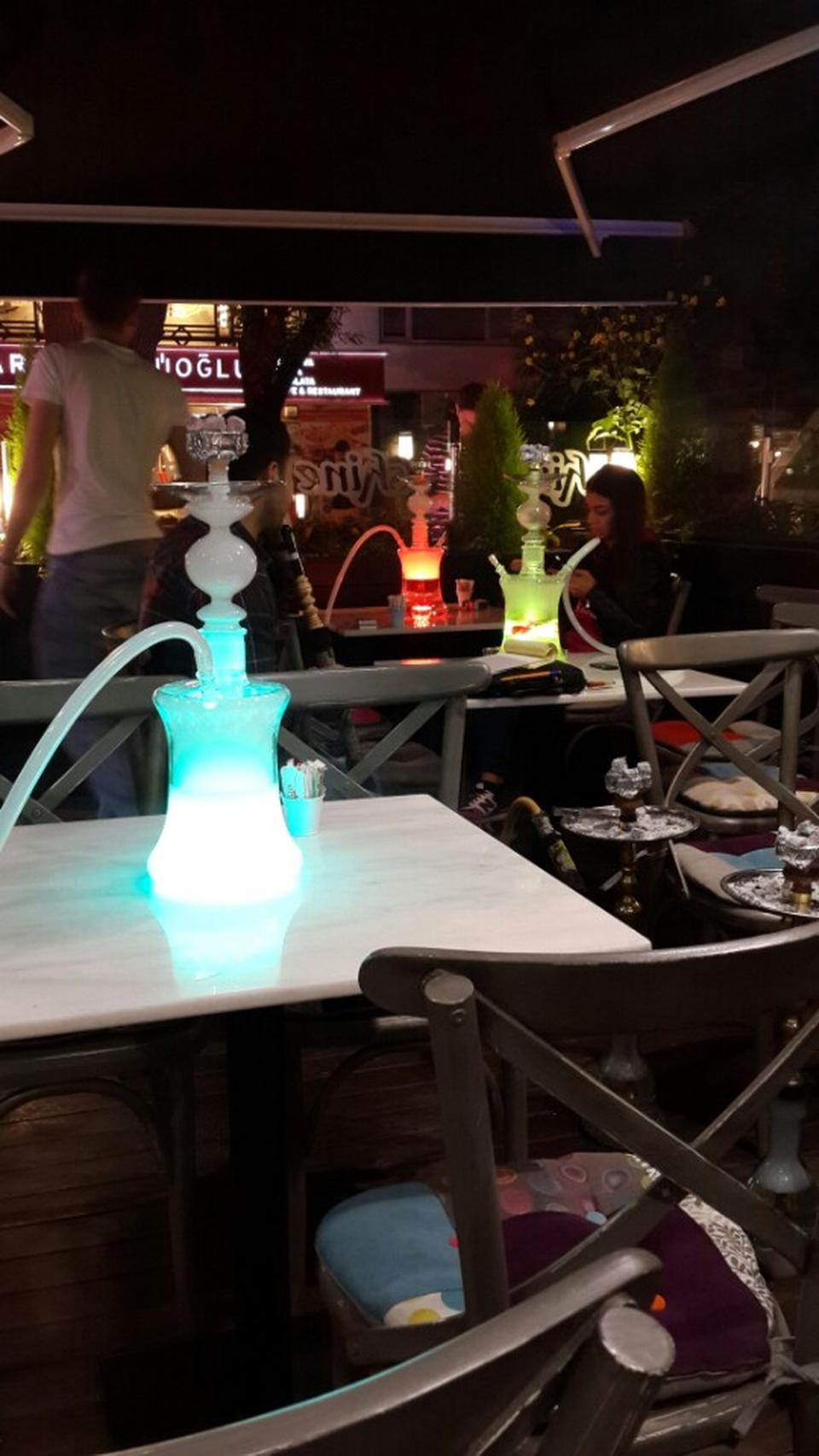 Shine Cafe & Lounge