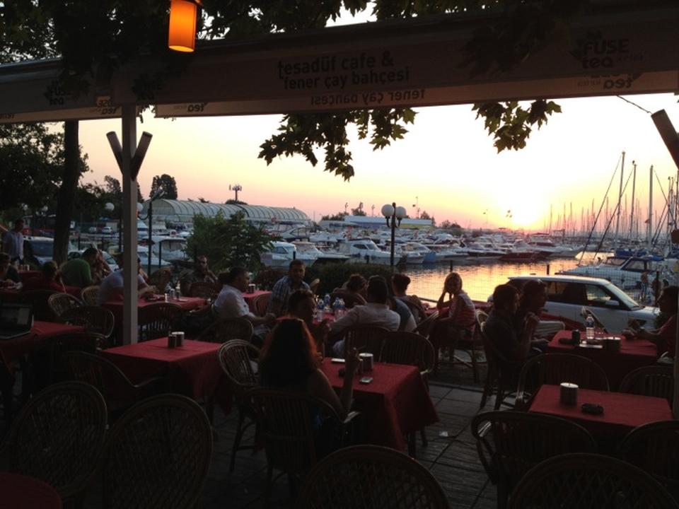 Tesadüf Cafe