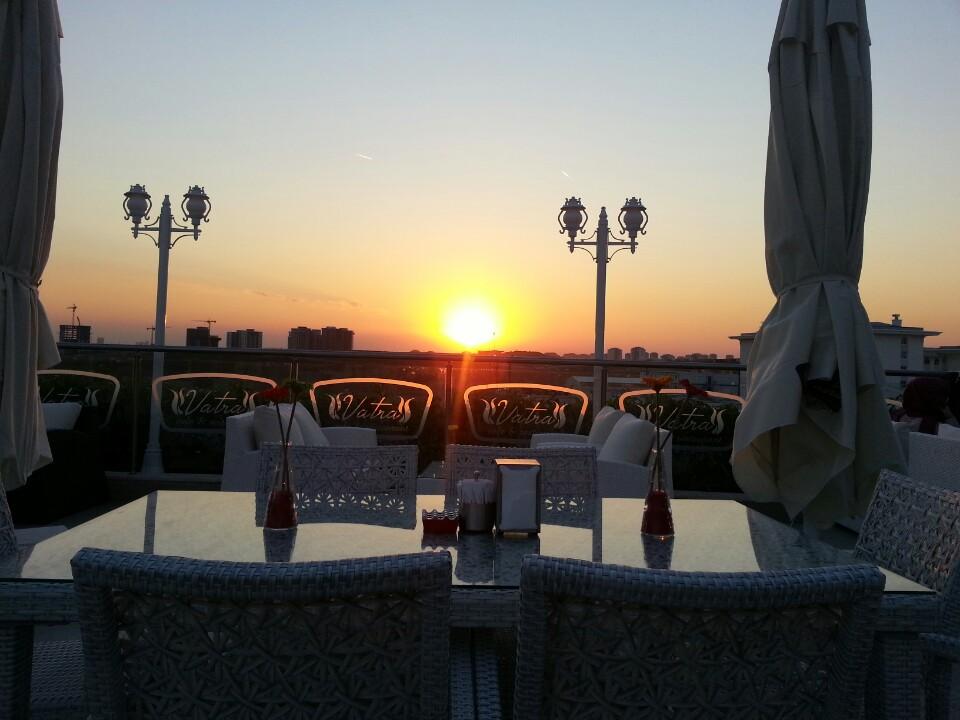 Vatra Cafe & Restaurant Nargile