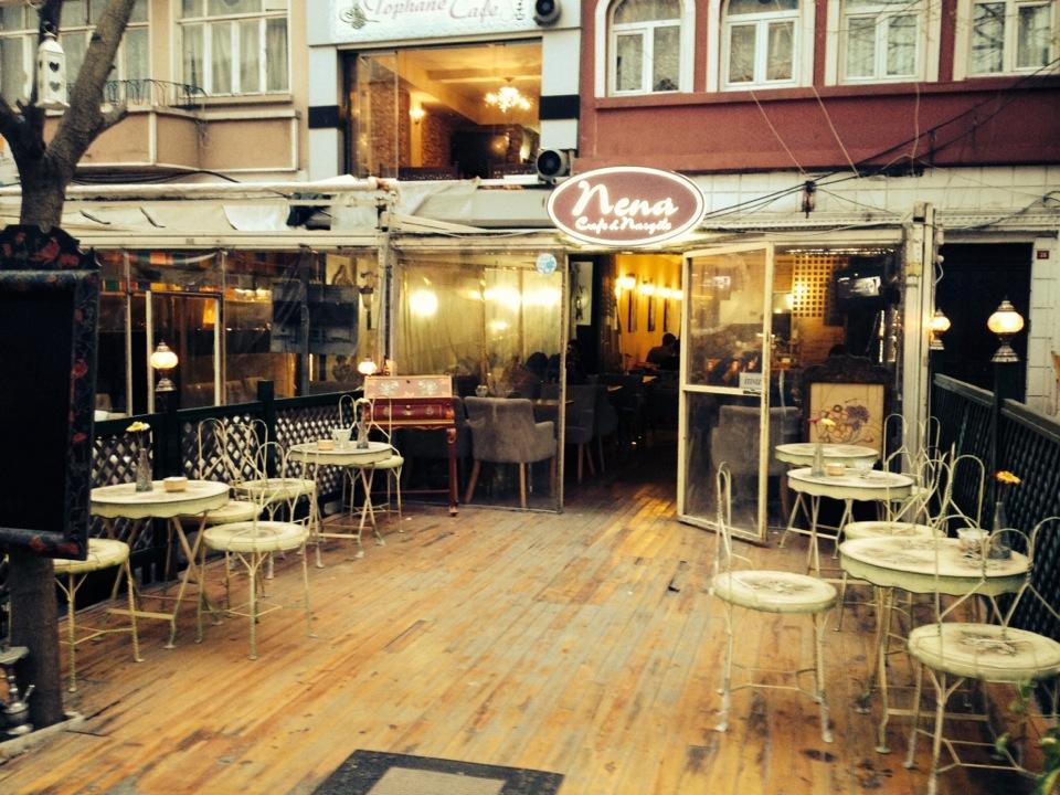 Nena Nargile Cafe