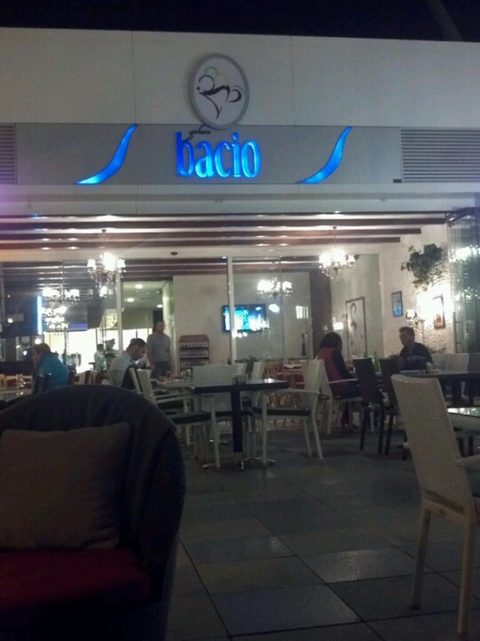 Bacio Bacio - Pendik