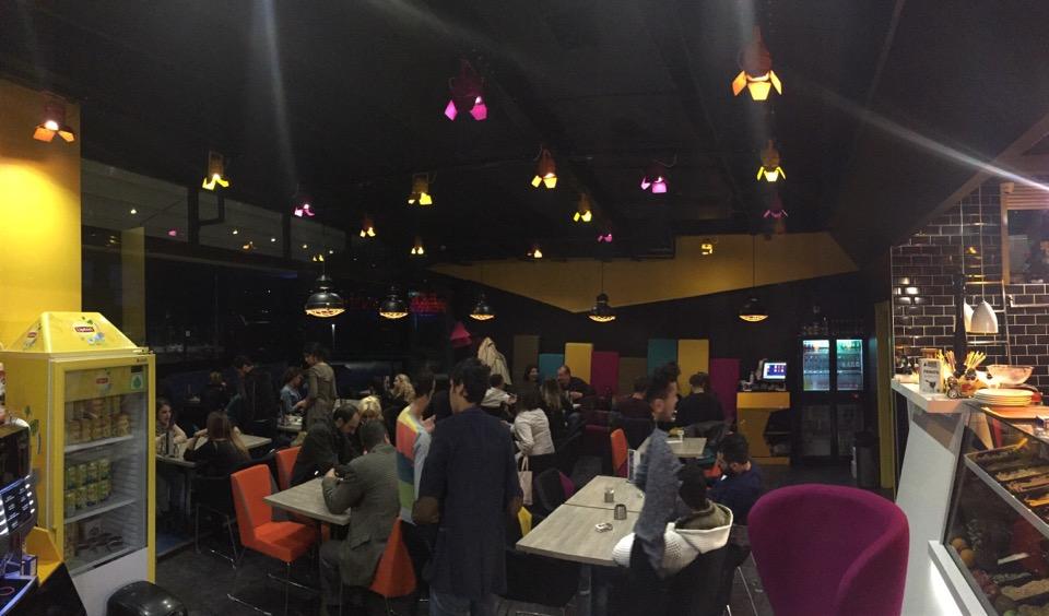 Black & Others Cafe - Pendik