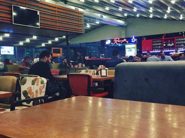 Revzen Cafe Food & Restaurant - Pendik