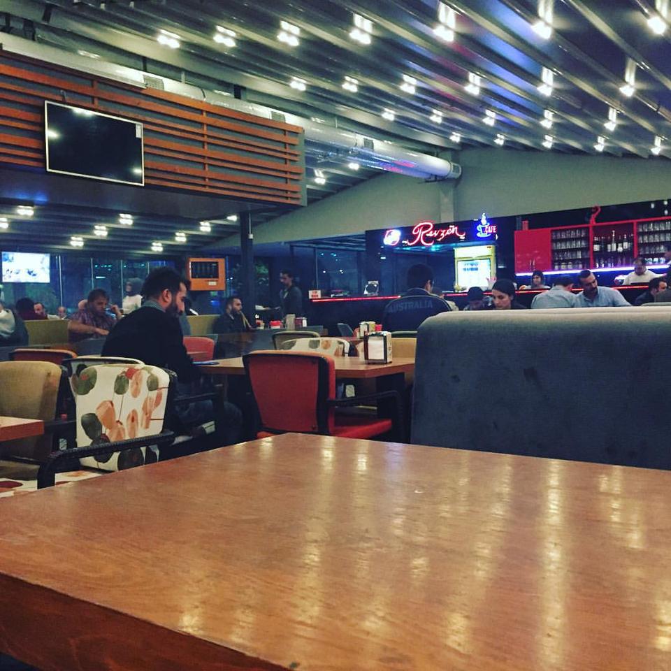 Revzen Cafe Food & Restaurant - Pendik