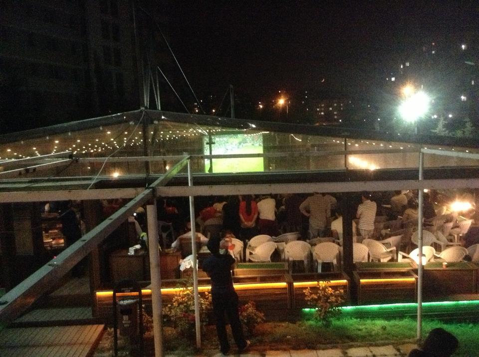 Revzen Cafe Food & Restaurant - Pendik