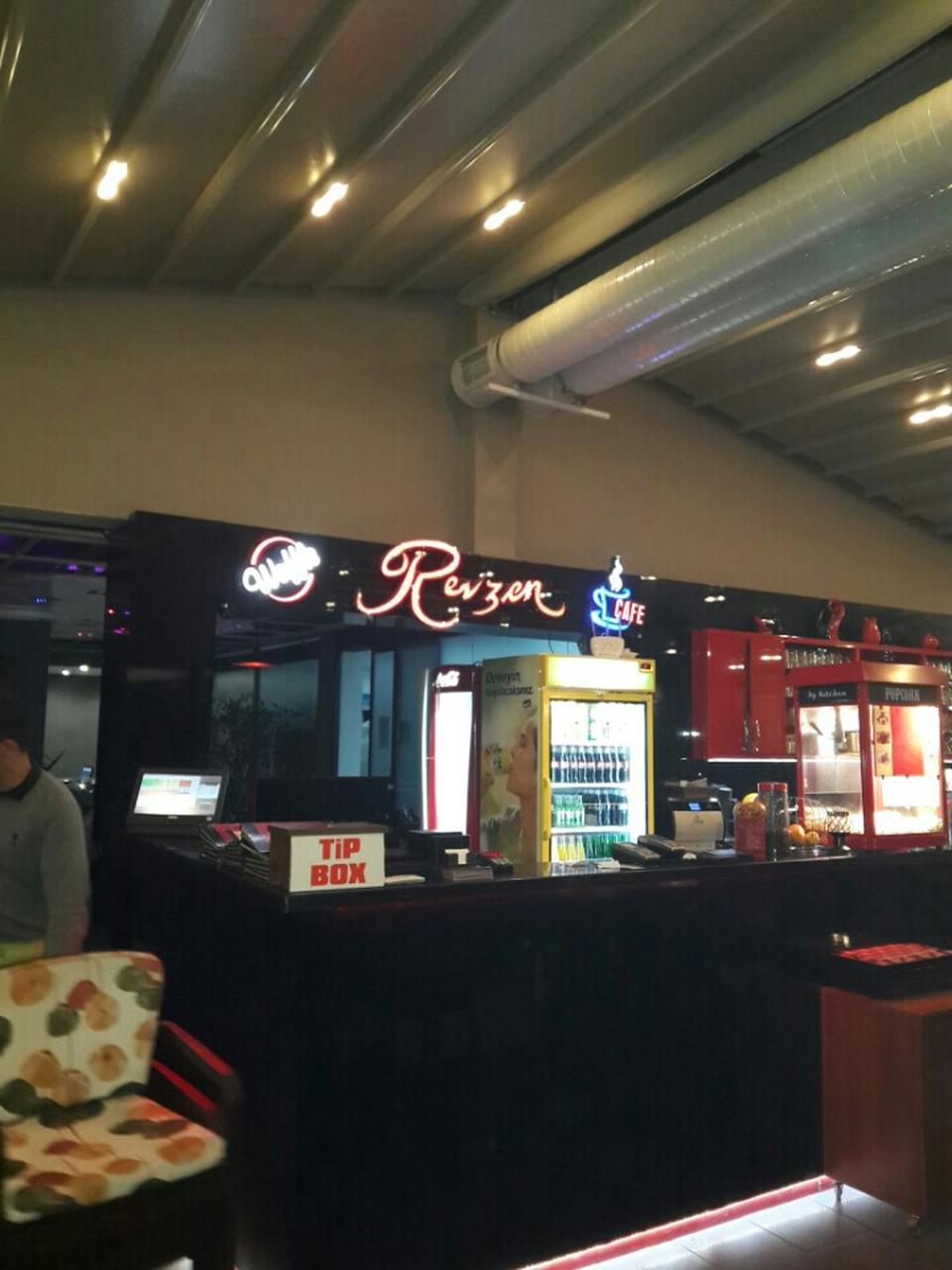 Revzen Cafe Food & Restaurant - Pendik
