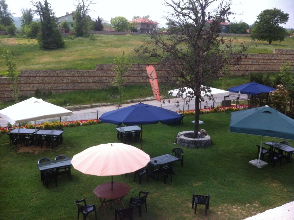 Bamboo Cafe & Restaurant
