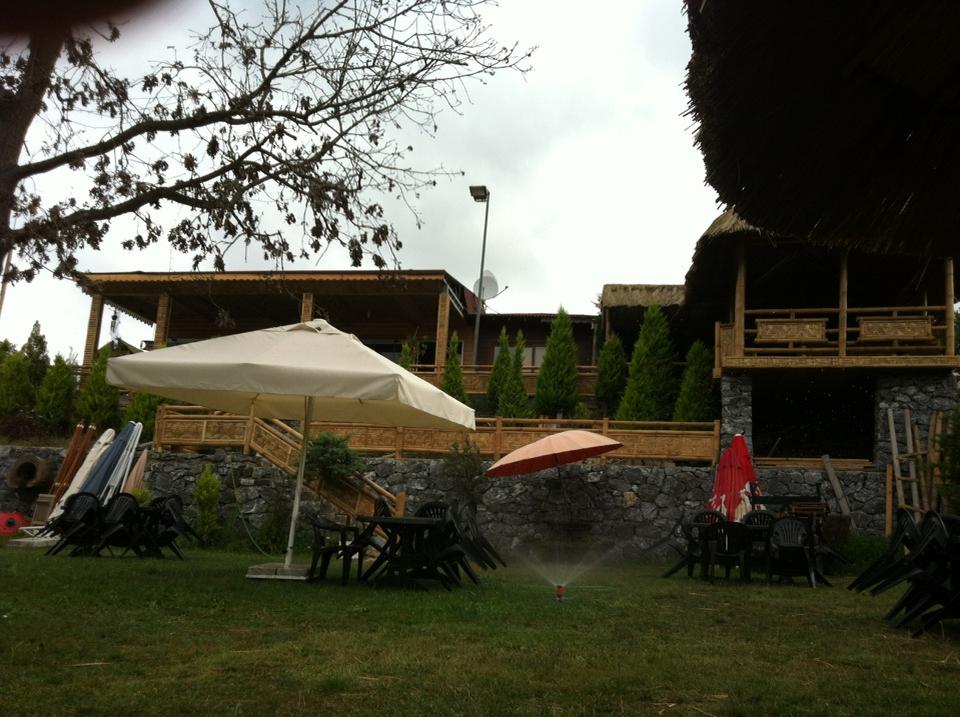 Bamboo Cafe & Restaurant