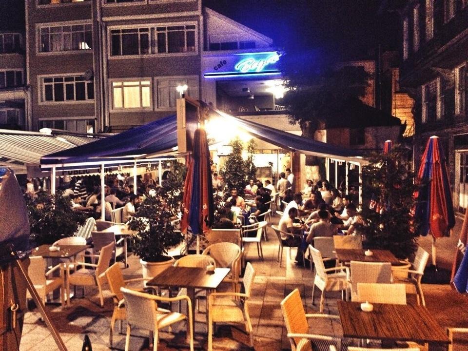 Beyaz Cafe - Sarıyer
