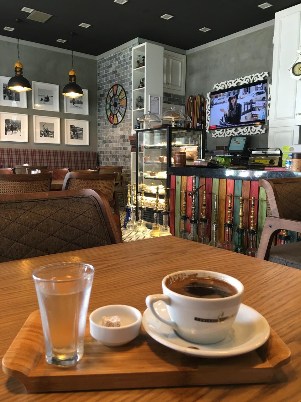 Central Point Cafe - Zeytinburnu