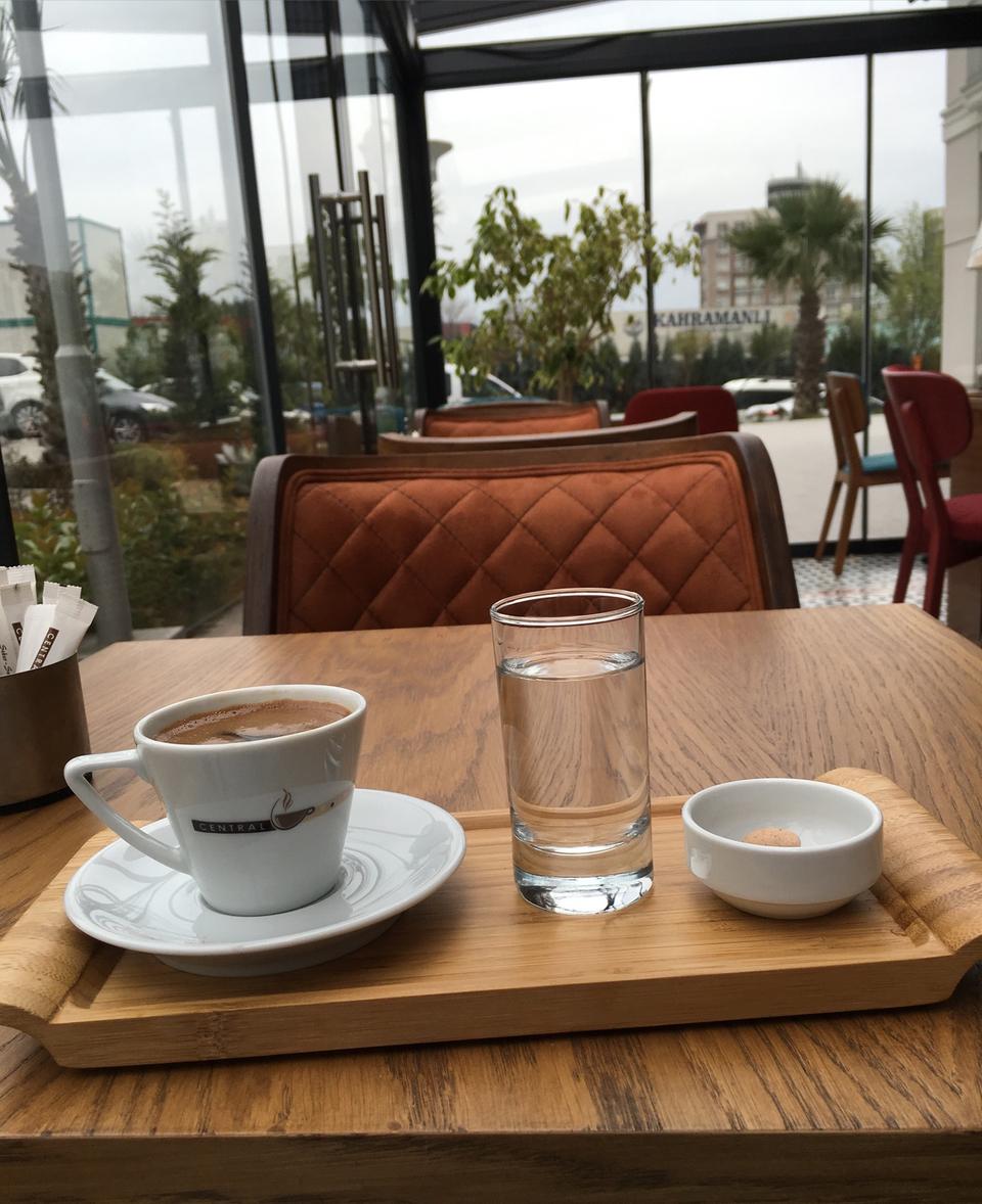 Central Point Cafe - Zeytinburnu