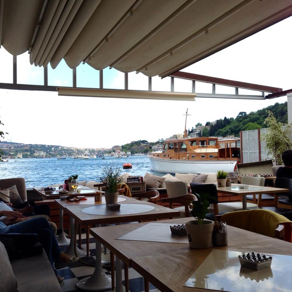 Mori Mori Cafe Restaurant - Bebek
