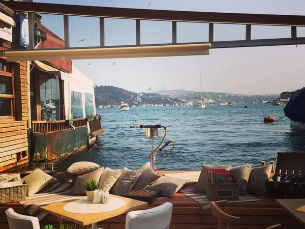 Mori Mori Cafe Restaurant - Bebek