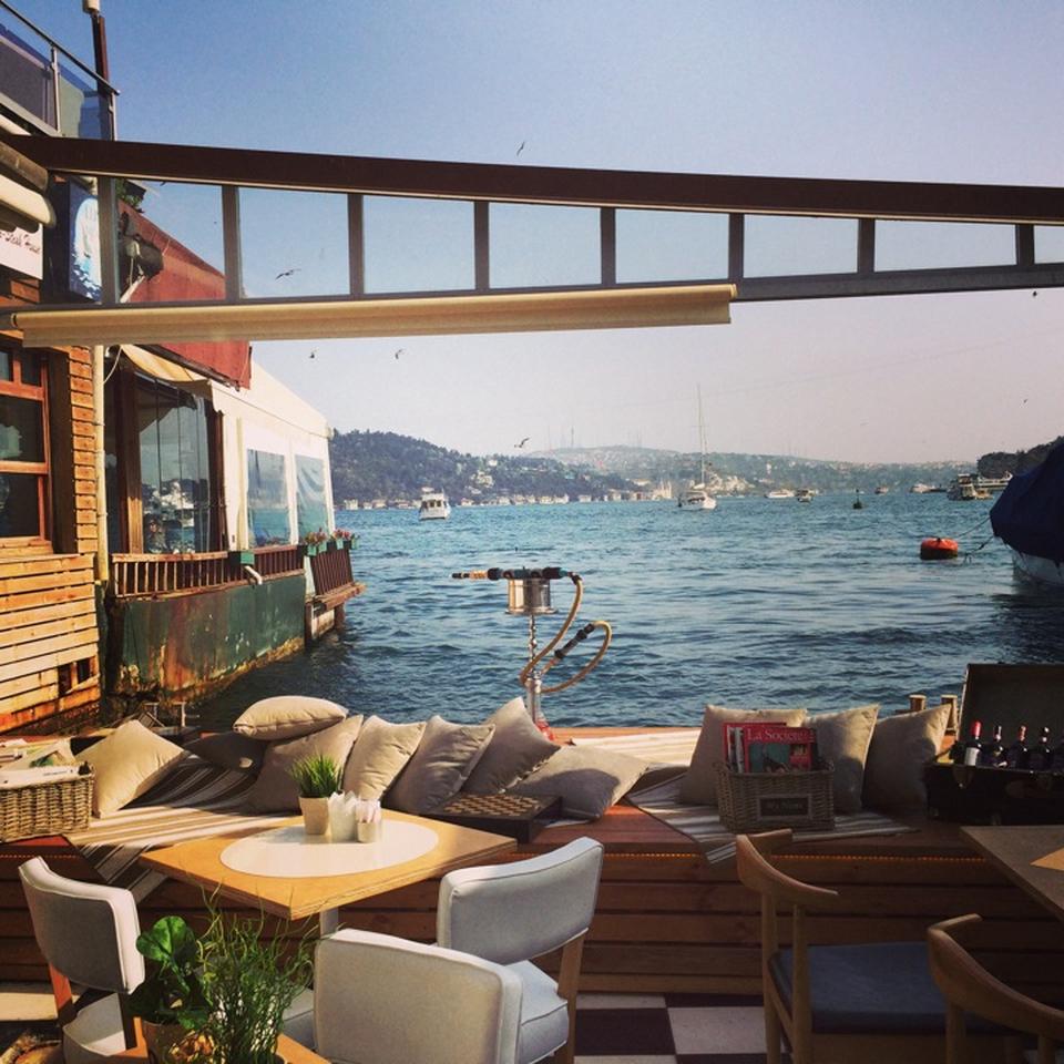 Mori Mori Cafe Restaurant - Bebek