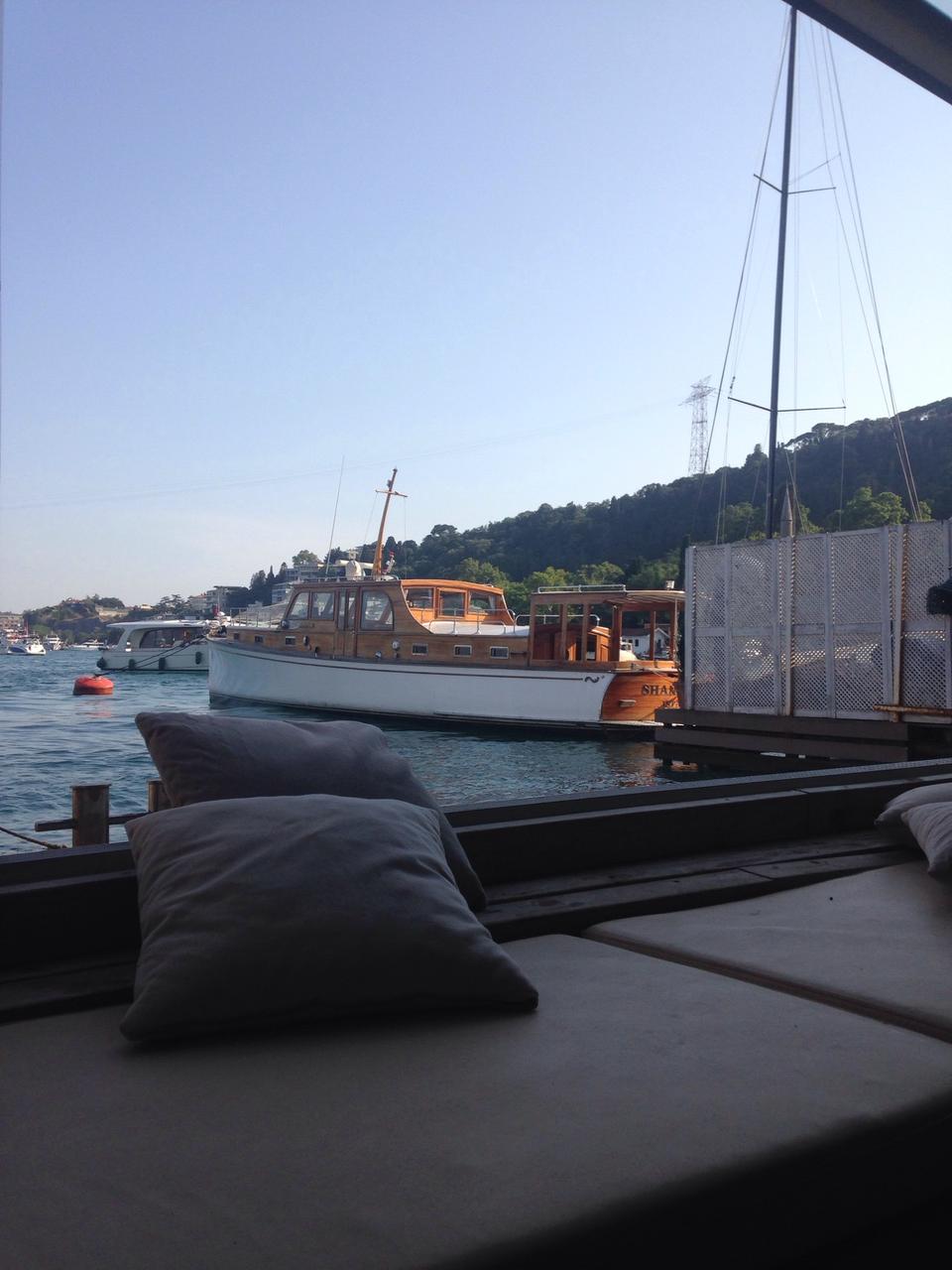 Mori Mori Cafe Restaurant - Bebek