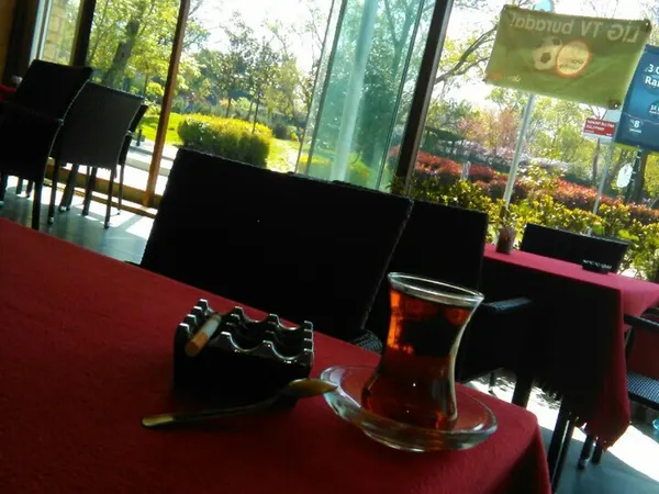 Şiraze Cafe & Nargile - Üsküdar