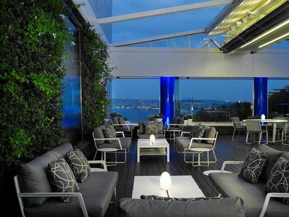 The Ritz-Carlton Bleu Lounge & Grill - Şişli