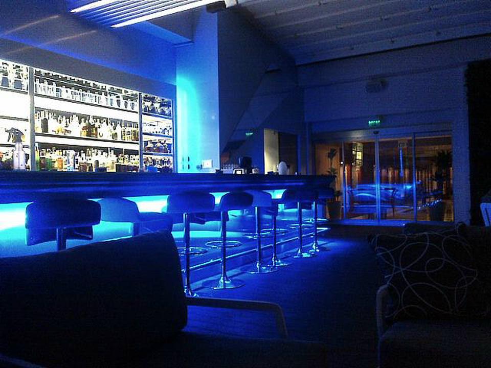 The Ritz-Carlton Bleu Lounge & Grill - Şişli