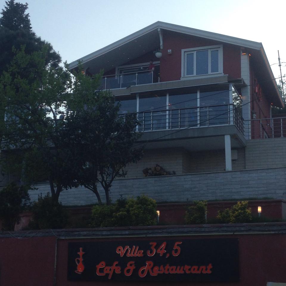 Villa 34,5 Cafe & Restaurant - Sarıyer