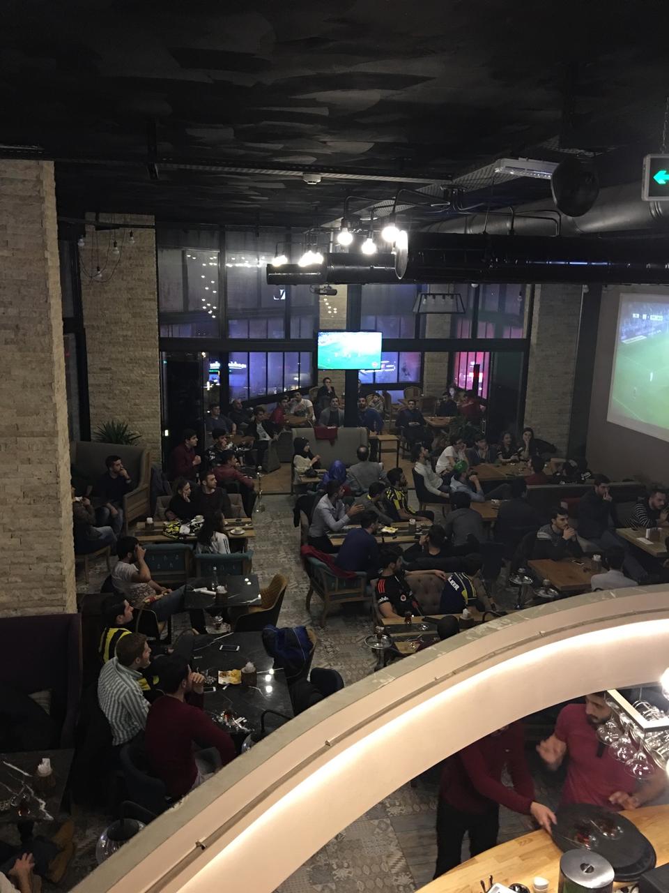 White Line Cafe Restaurant & Nargile - Başakşehir