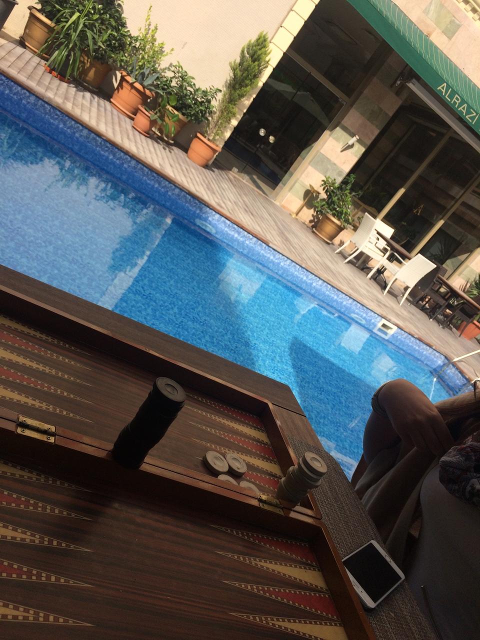 Alrazi Nargile Cafe