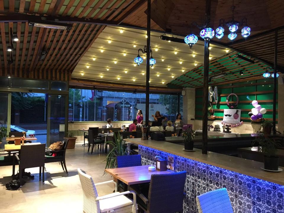 Alrazi Nargile Cafe