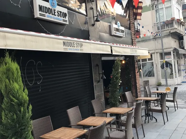 Middle Stop - Kadıköy