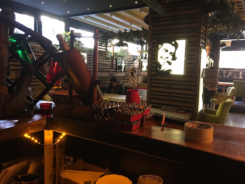Wood's Cafe - Avcılar
