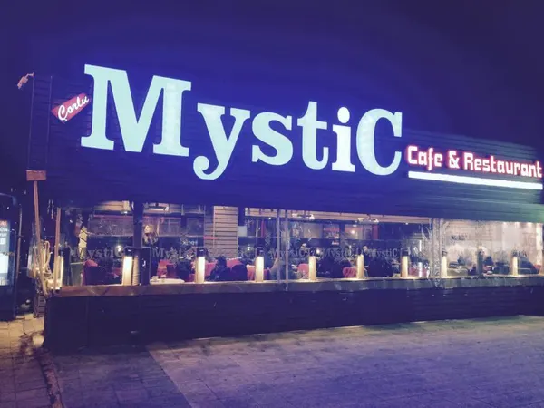 MystiC Cafe & Restaurant