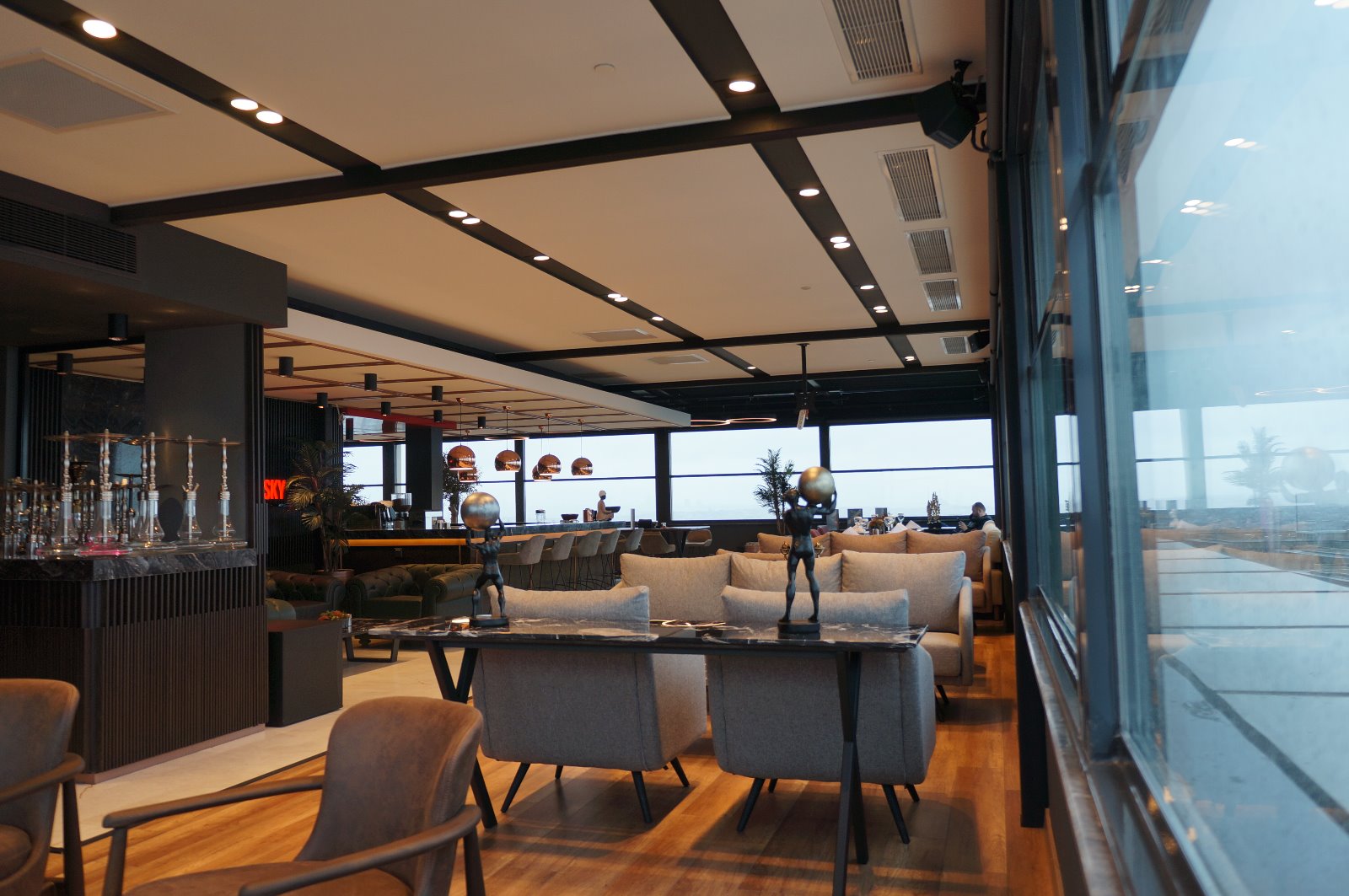 MAK SKY RESTAURANT TERAS NARGILE
