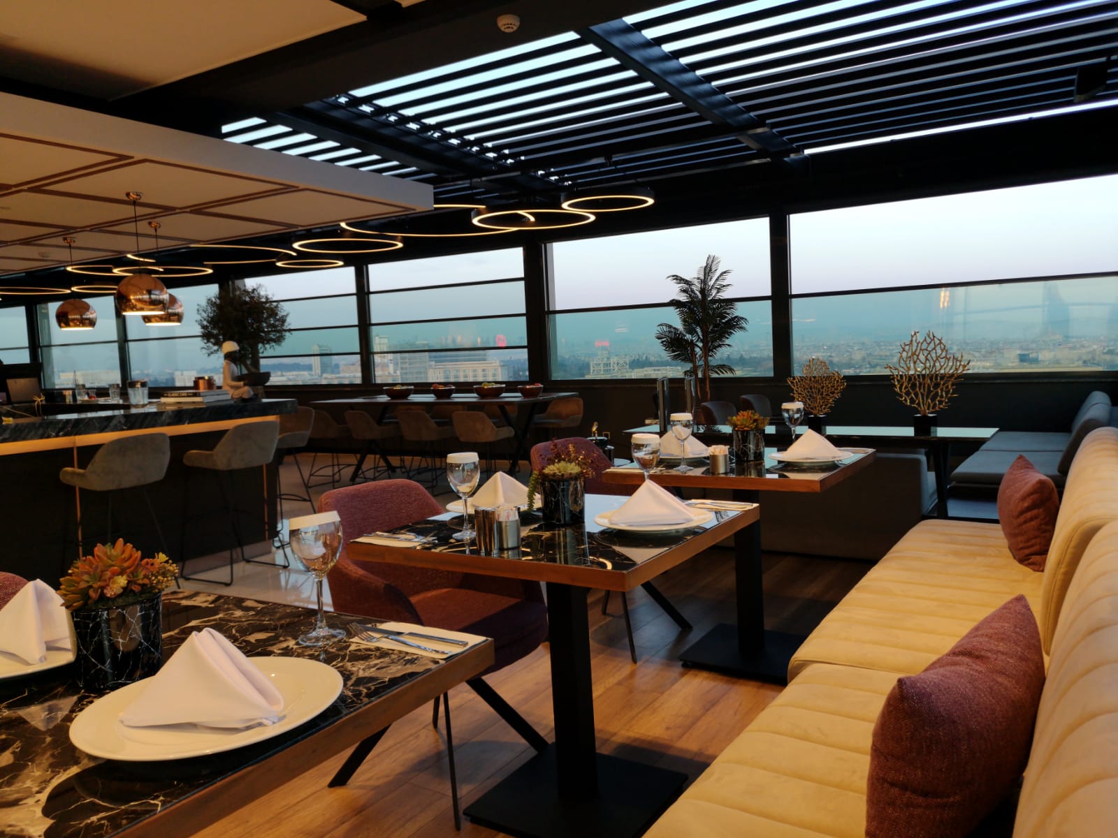 MAK SKY RESTAURANT TERAS NARGILE