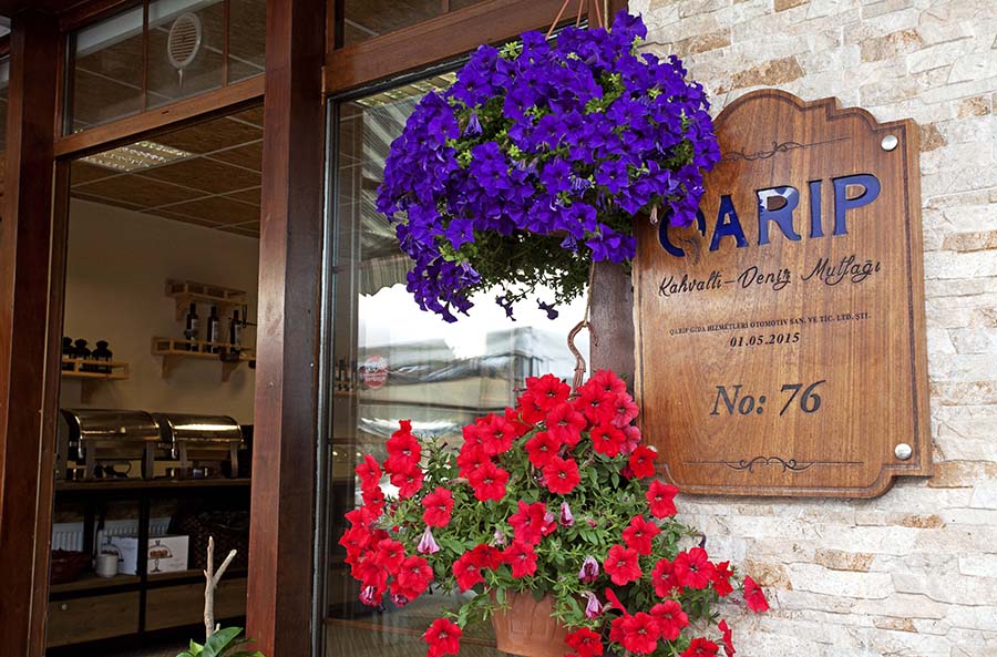 Qarip Restaurant