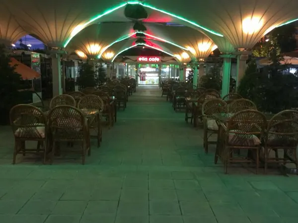 Ella Cafe