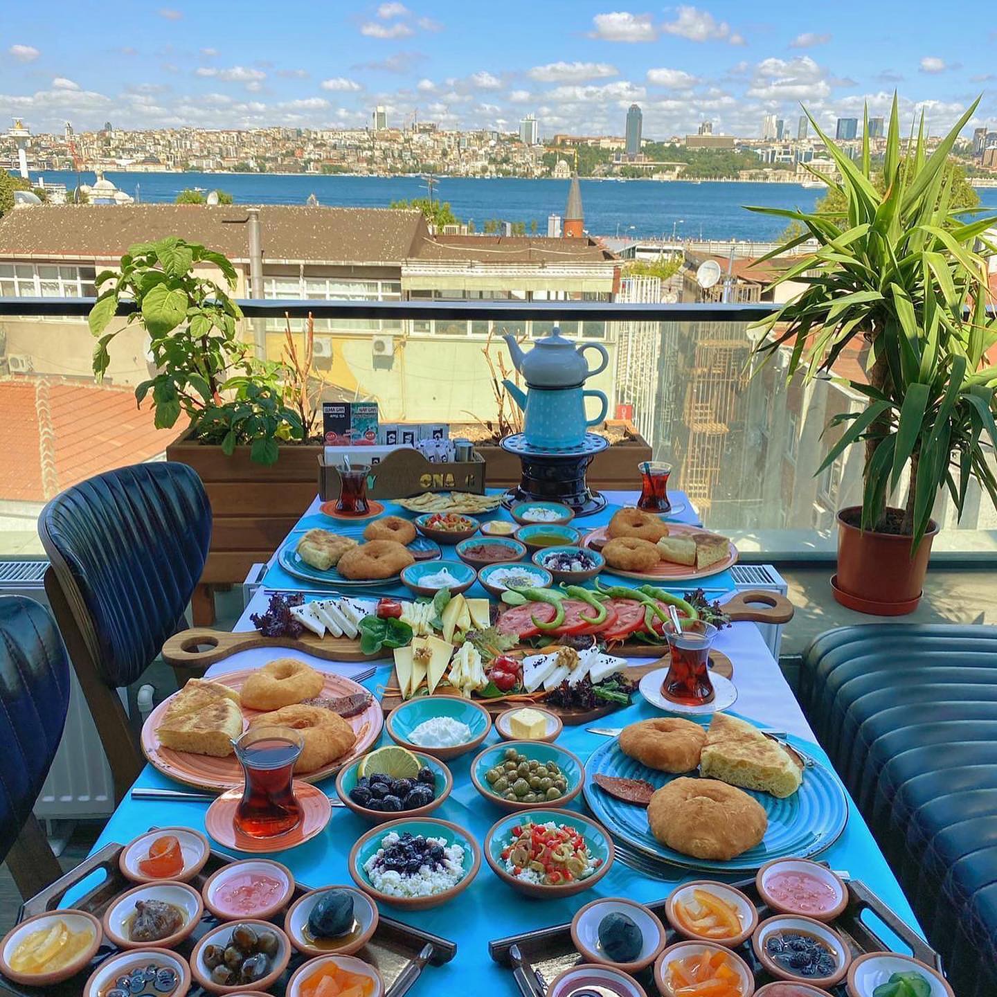 Çayona Cafe & Restoran