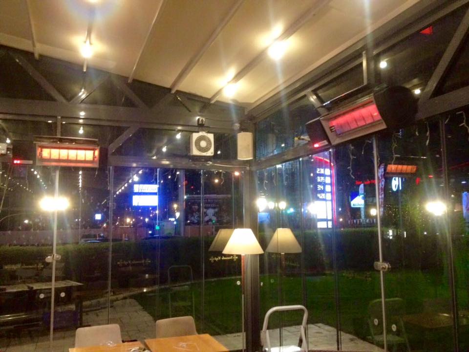 Veranda cafe
