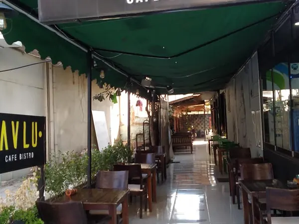 Avlu Cafe & Bistro