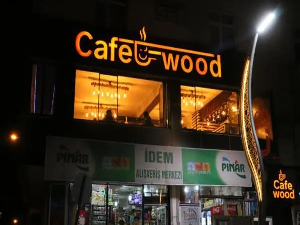 Cafe wood