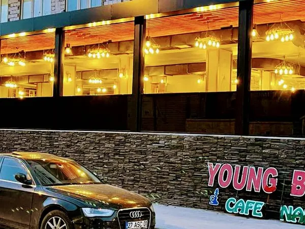 Young Boss Nargile Cafe