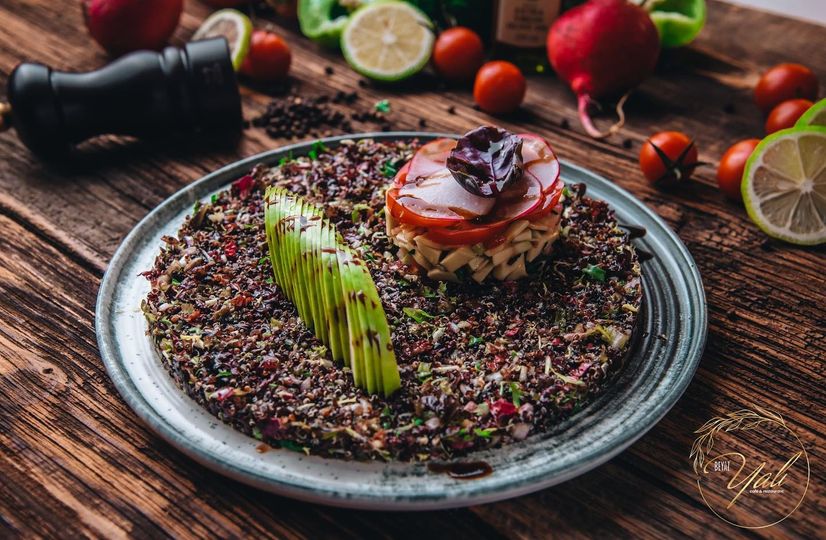 Beyaz Yalı Cafe Restaurant